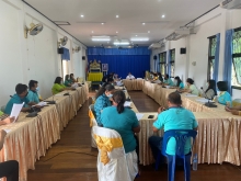 ประชุมพนักงานองค์การบริหารส่วนตำบลตรอกนอง (2 กุมภาพันธ์ 2565)